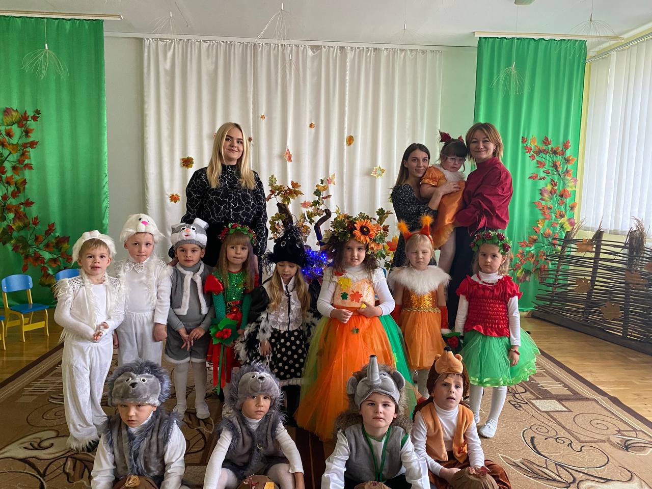 photo 5192976680954741246 y