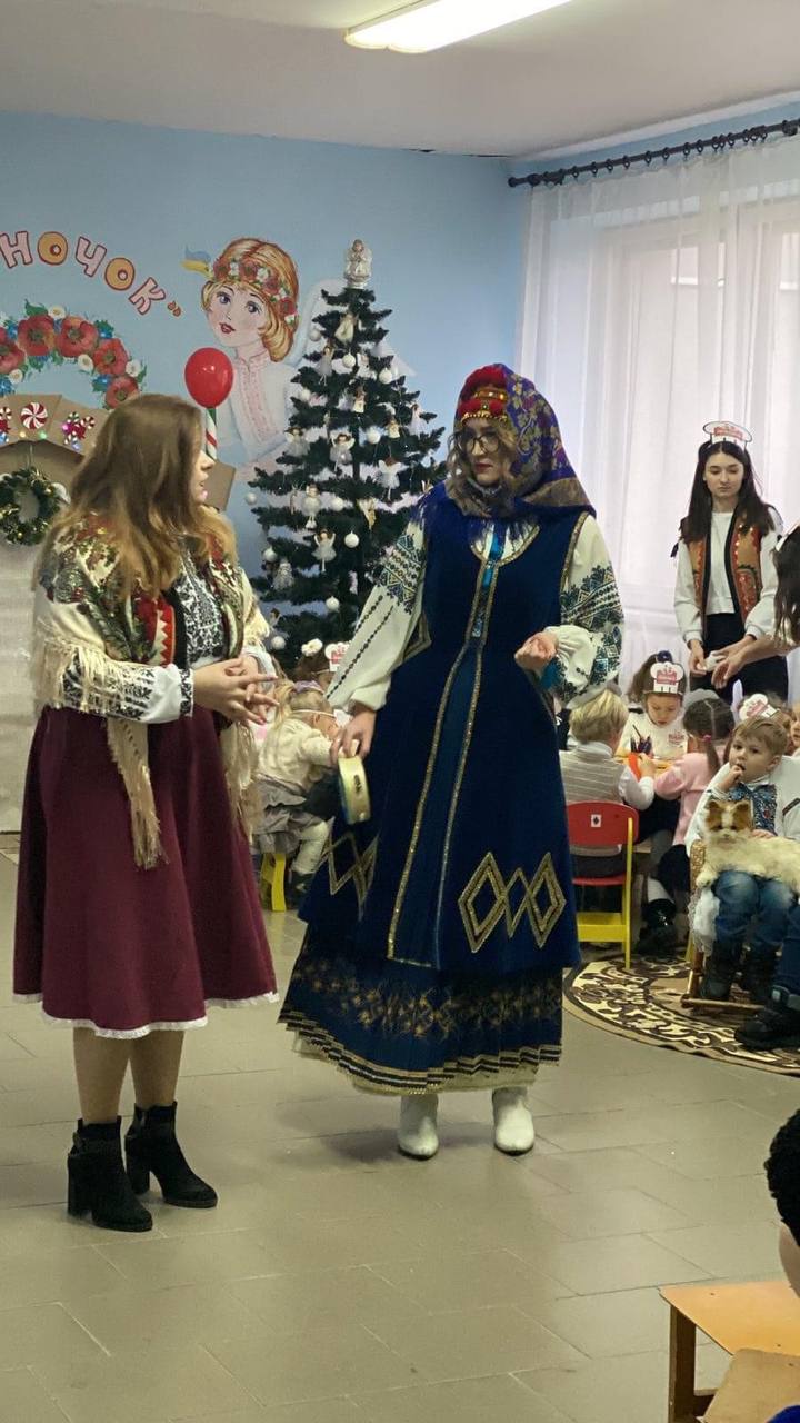 photo 5346195181063488232 y