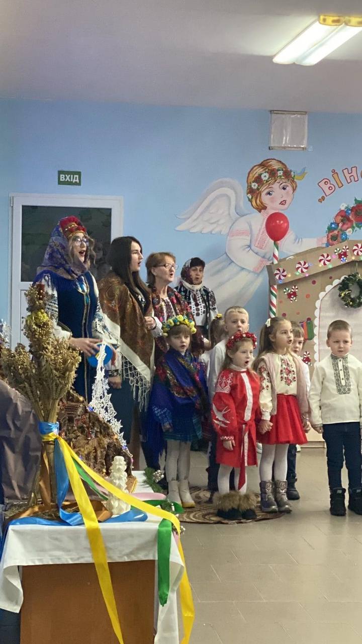 photo 5346195181063488235 y