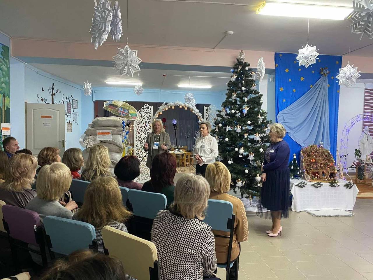 photo 5361821698015483284 y