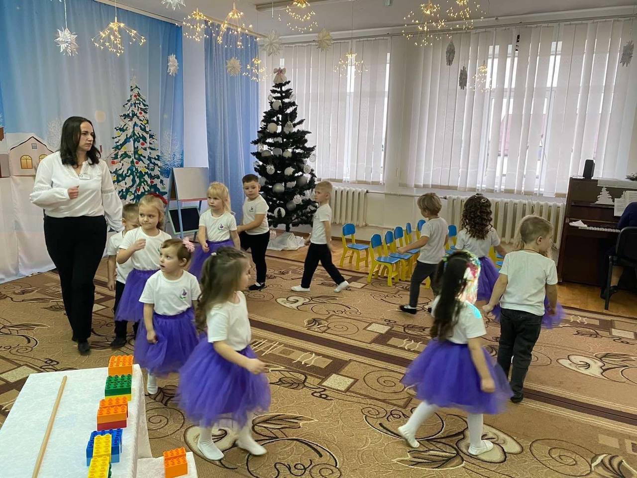 photo 5361821698015483287 y